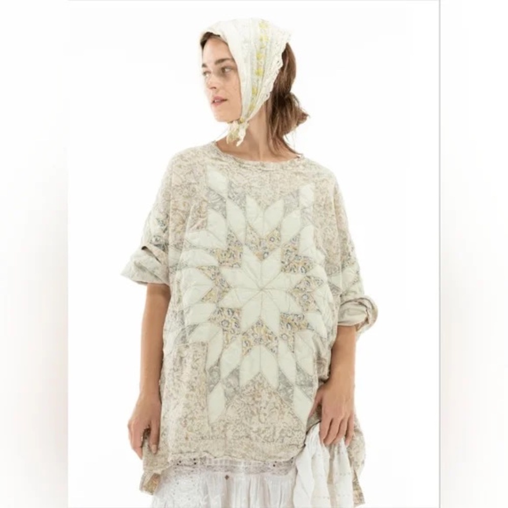 Magnolia Pearl Quilted Francis Top in Cherish